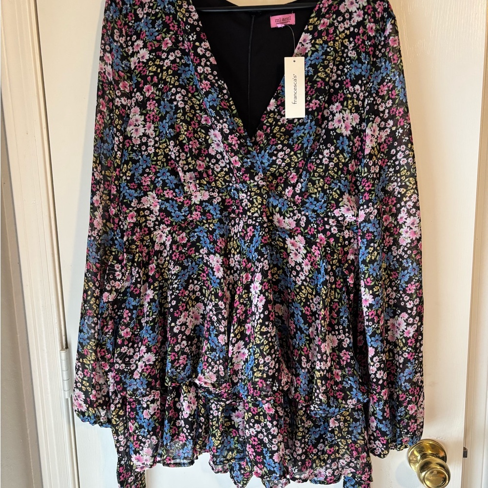Francesca’s XL Romper- Black and Pink